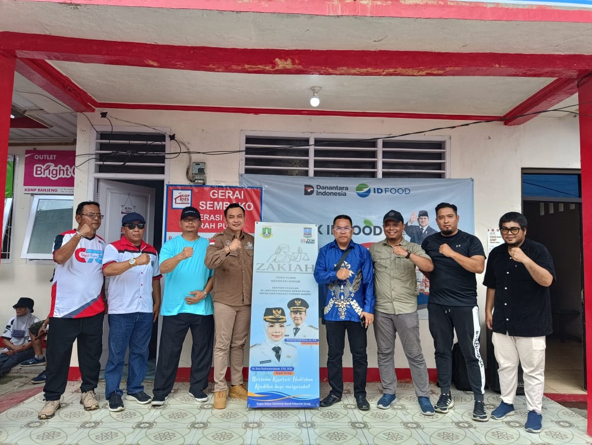 Gratis, Zakiah Bantu Warga Selesaikan Problem Hukum