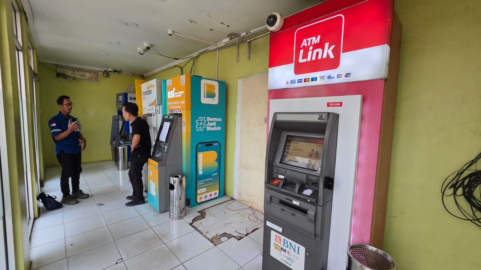 Dua Pelaku Ganjal ATM Ditembak