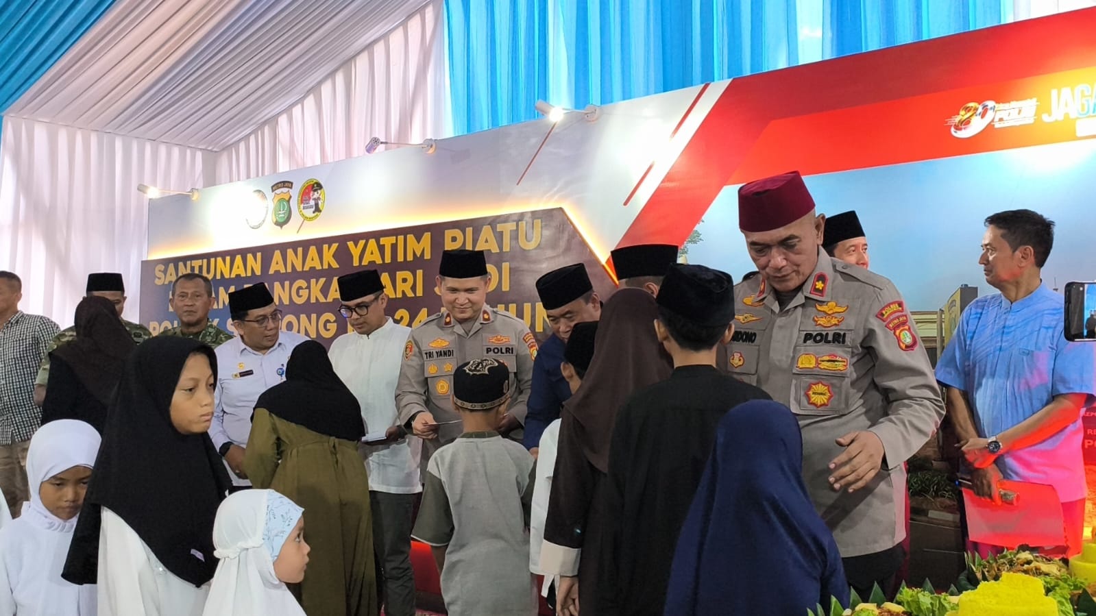 Polsek Serpong Rayakan Hari Jadi ke-24 dengan Santunan