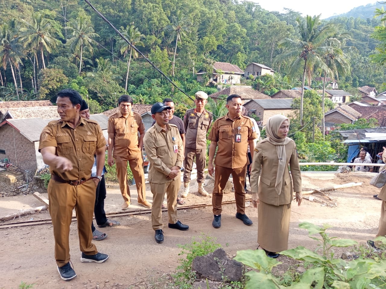 Perbaikan Jalan Diusulkan ke Program Bang Andra