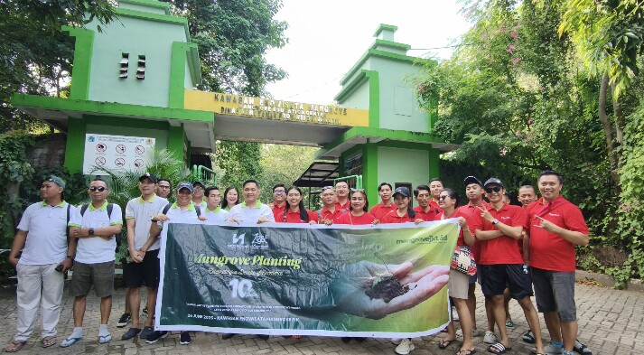 Swiss-Belhotel Airport Jakarta dan Zest Airport Jakarta Tanam Puluhan Mangrove