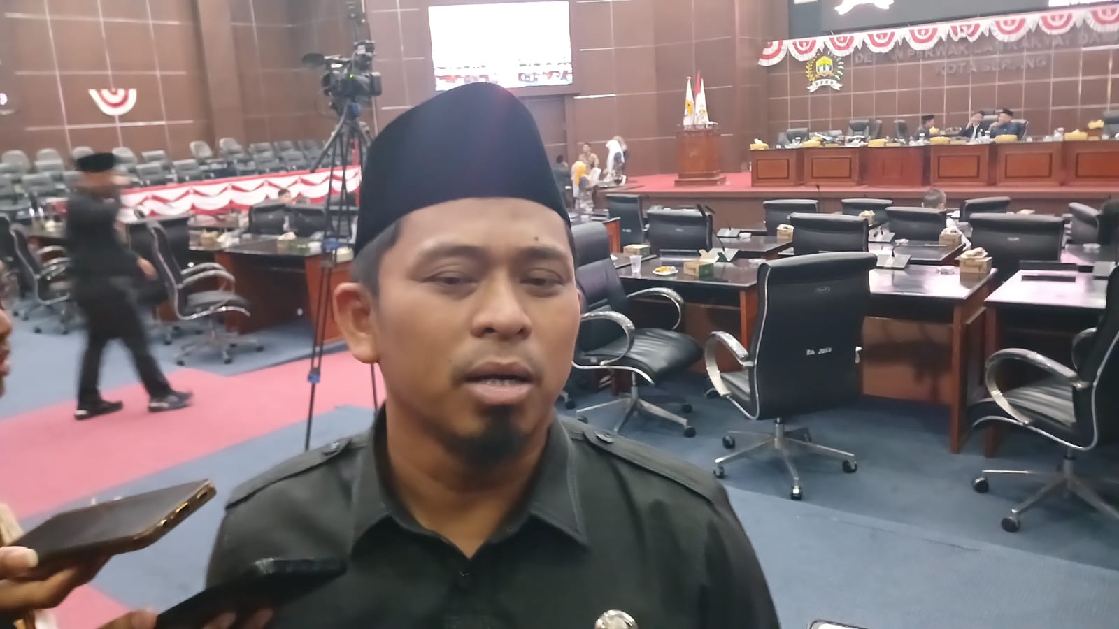 Dua hari di lantik, 10 Anggota DPRD Kota Serang Gadai SK ke Bank