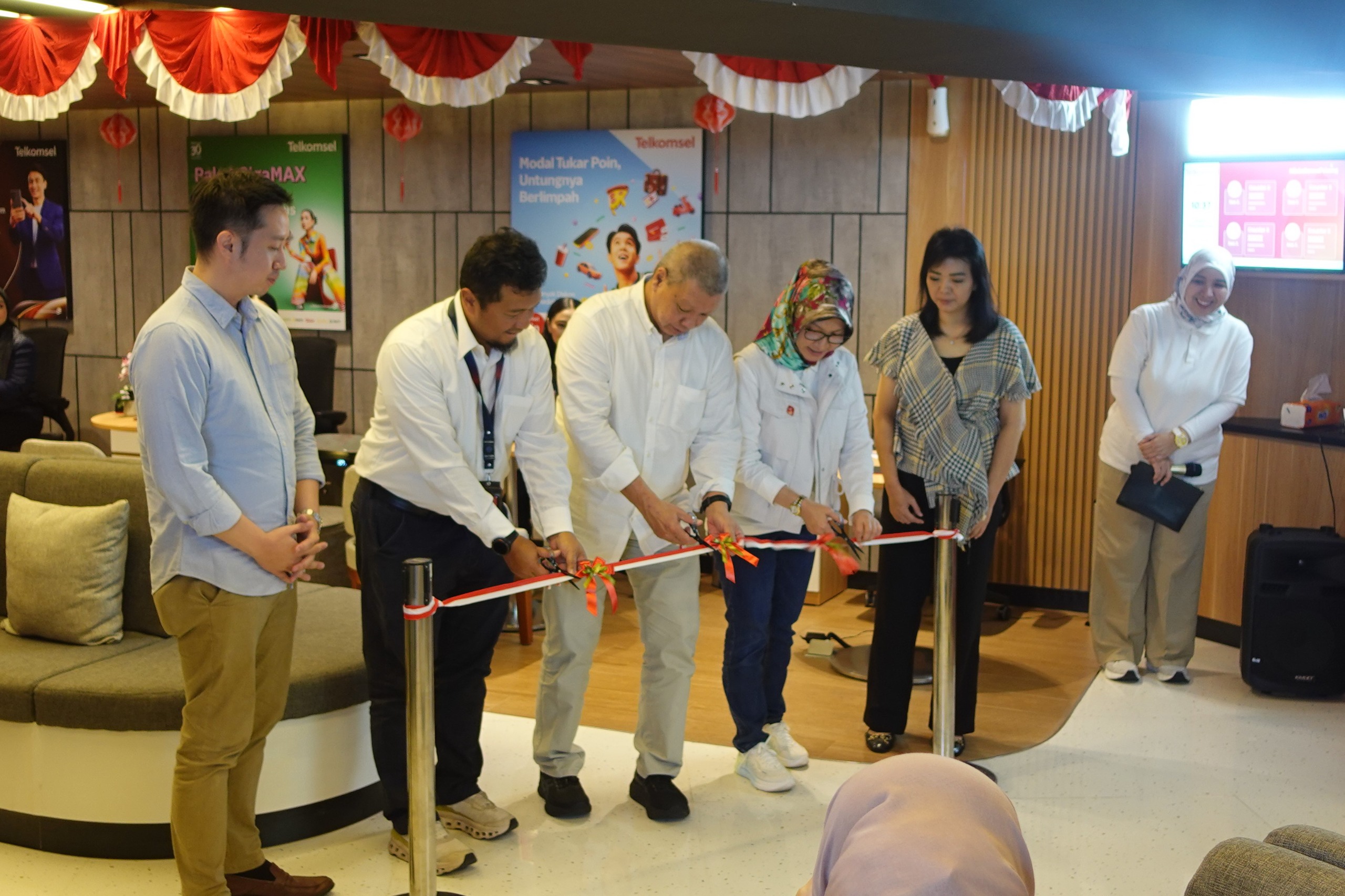 Resmikan GraPARI PIK, Telkomsel Semakin Dekat dengan Pelanggan di Kawasan PIK dan Jakarta Utara