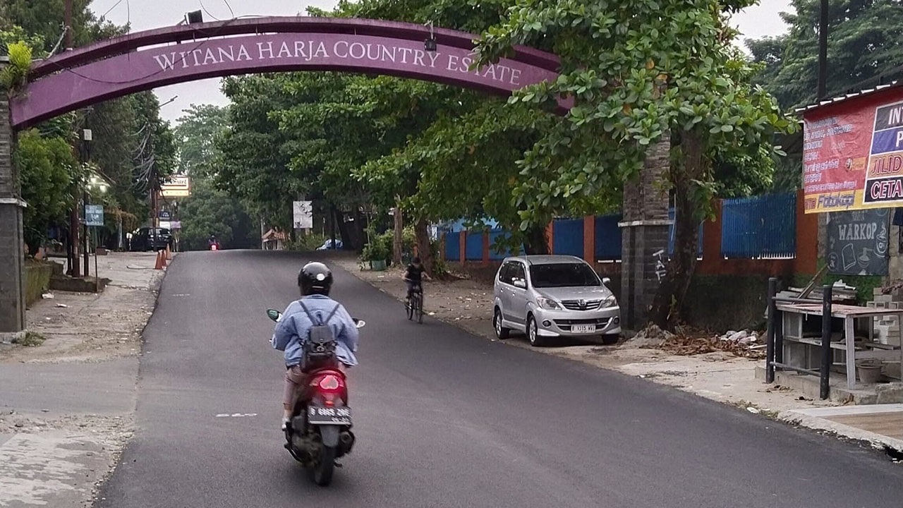 Pemkot Tangsel Perbaiki Akses Jalan Reni Jaya - Witana Harja