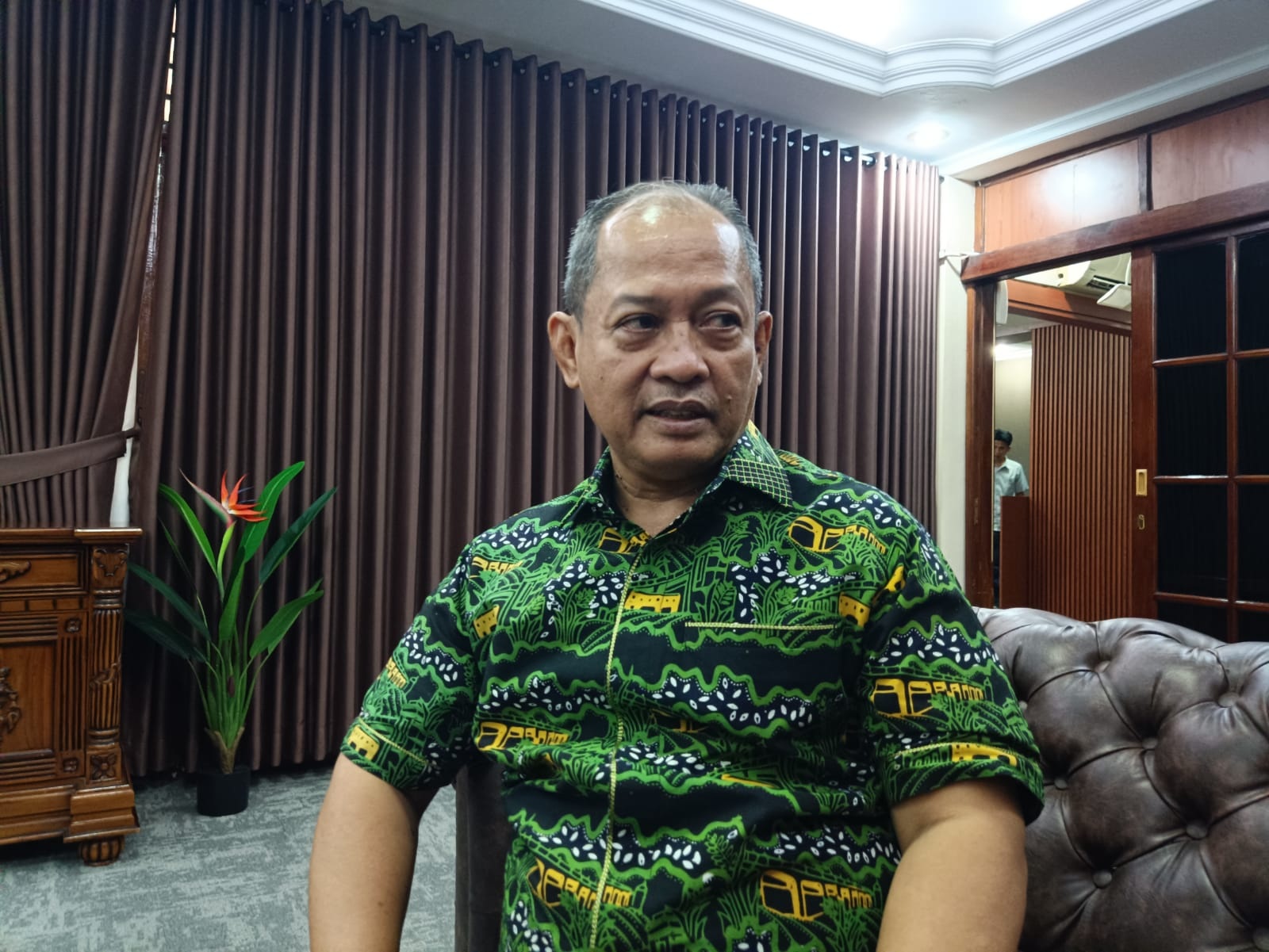 Wabup Serang Minta Satpol PP Tertibkan Kopi Pangku