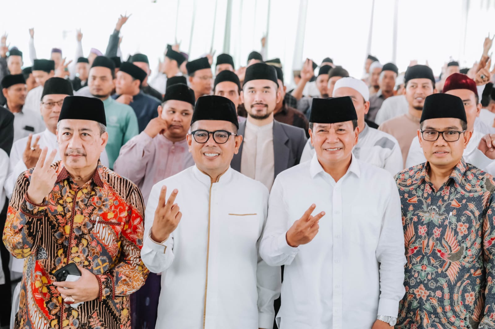 Ulama Penggerak Banten Maju Deklarasi Dukungan untuk Andra Soni-Dimyati dan Maesyal-Intan