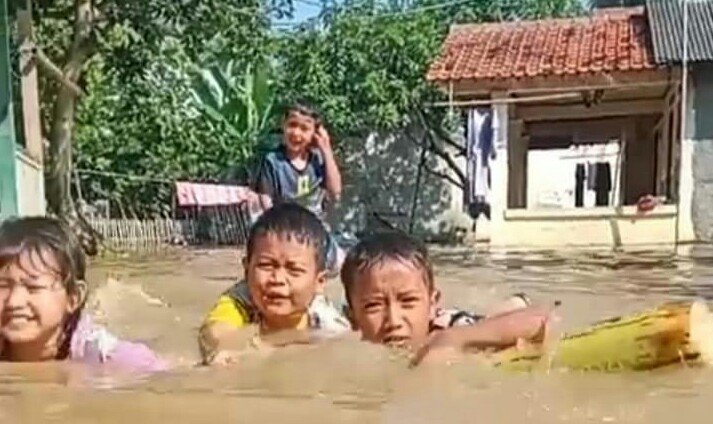 Pemkab Tangerang Diminta Relokasi Warga Desa Tanjung Burung yang Sering Terendam Banjir