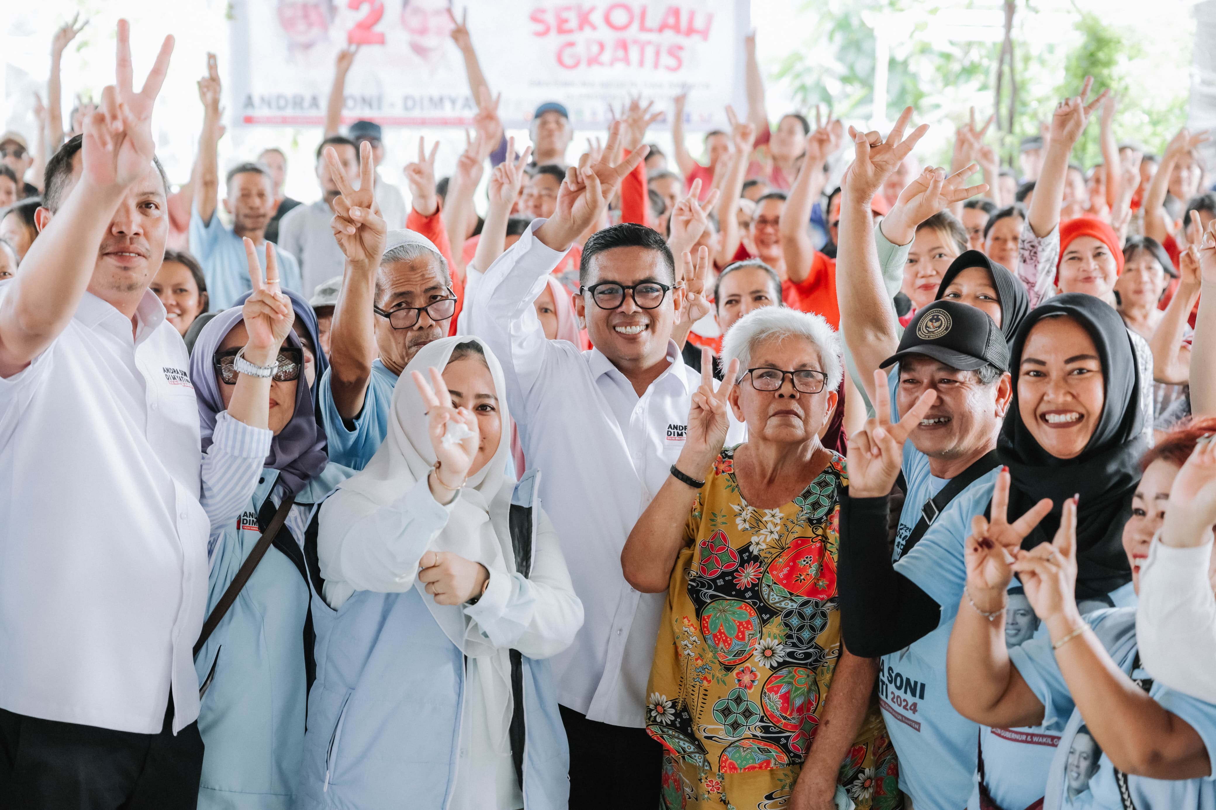 Andra Soni Janjikan Sekolah Gratis hingga Tidak Korupsi saat Blusukan di Neglasari, Warga Sambut Meriah dan Du