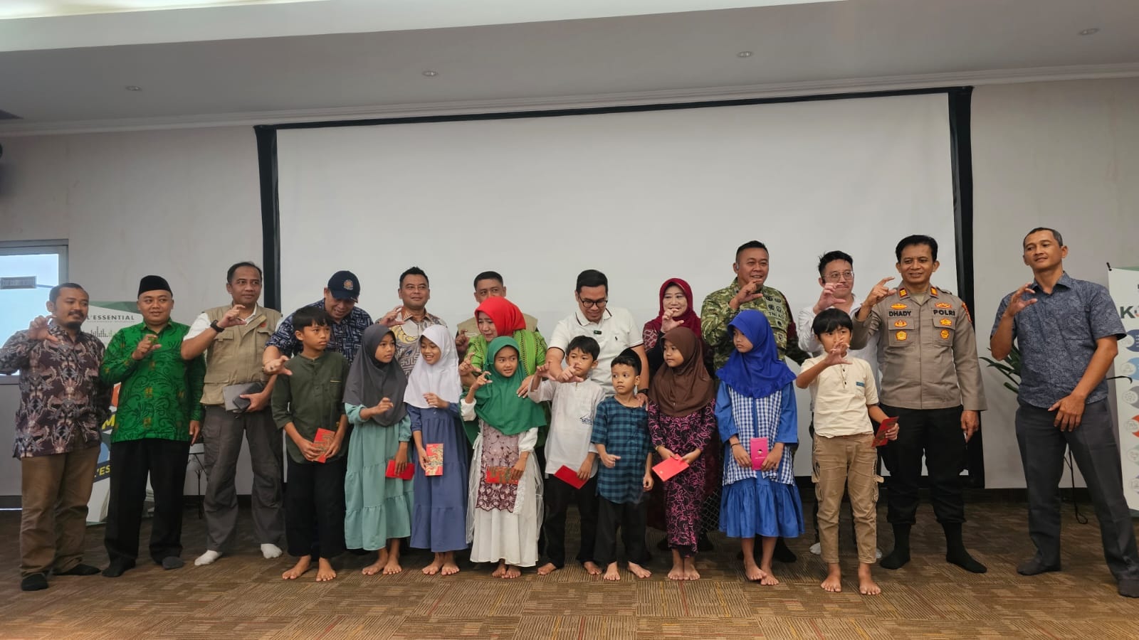 Paguyuban Taman Tekno Gelar Bakti Sosial