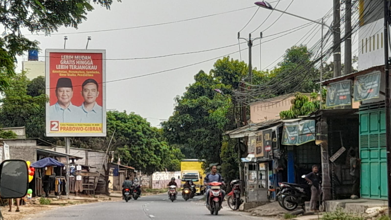 APK Jenis Billboard Tak Tersentuh Penertiban