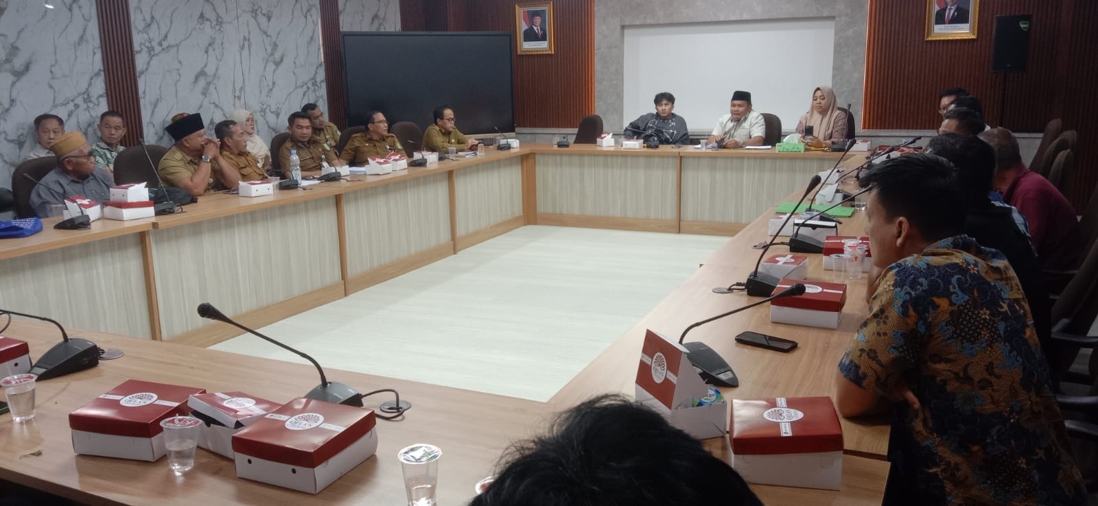 Sempat Kisruh, Pemilihan RW Cipondoh Makmur Berakhir Aklamasi