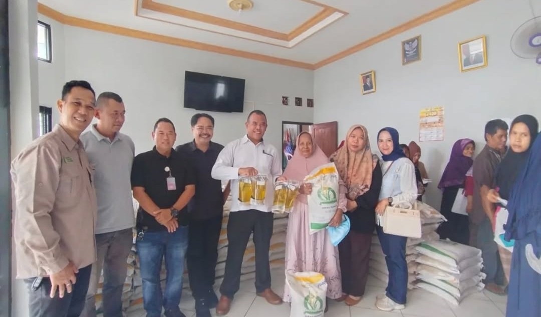 Bulog Salurkan 8.000 Ton Beras Bantuan