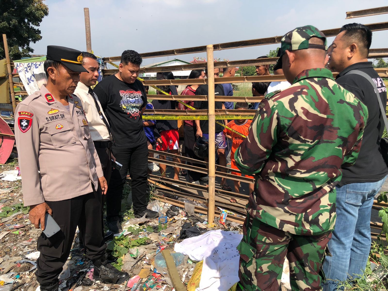 Mayat Bayi Dibuang di Tempat Sampah