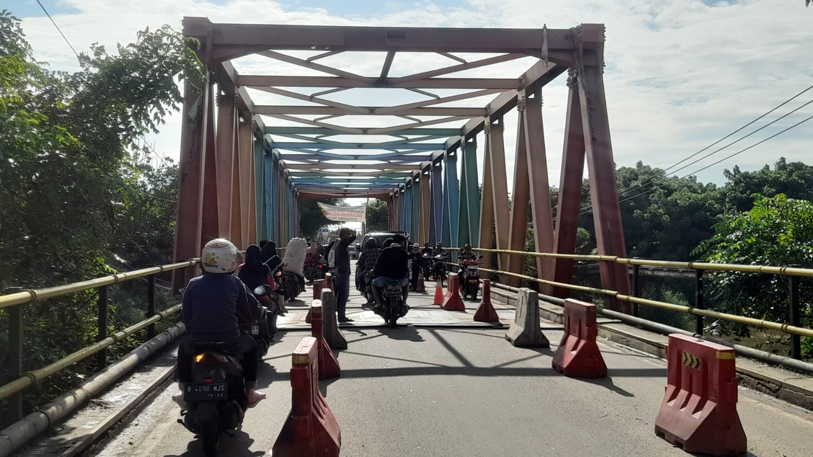 Jembatan Kalibaru Ambles, Ini Kata Tokoh Masyarakat Setempat