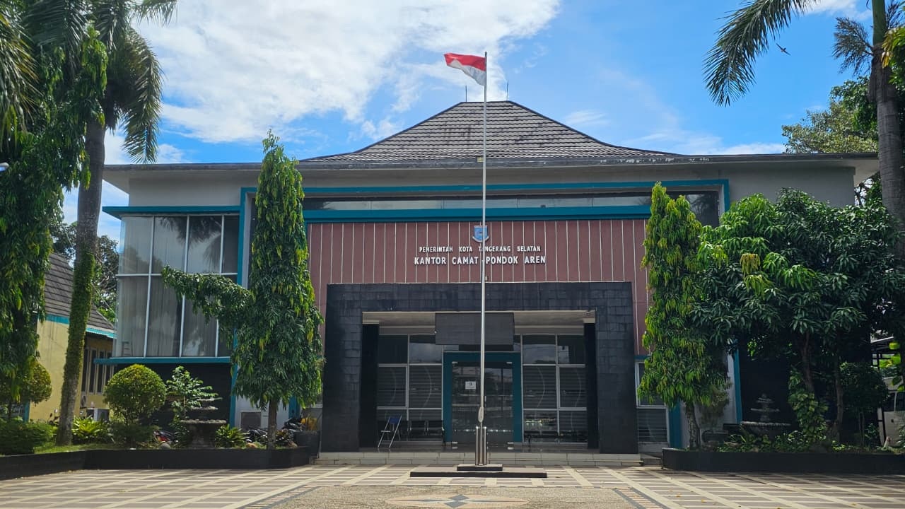 Camat Hendra Usul Nama Kecamatan Bintaro