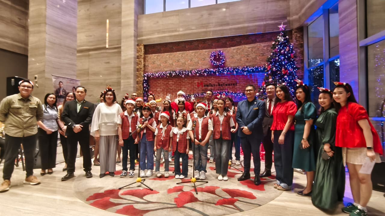 Christmas Tree Lighting Ceremony dan Peluncuran Christmas bersama Swiss-Belhotel Airport Jakarta