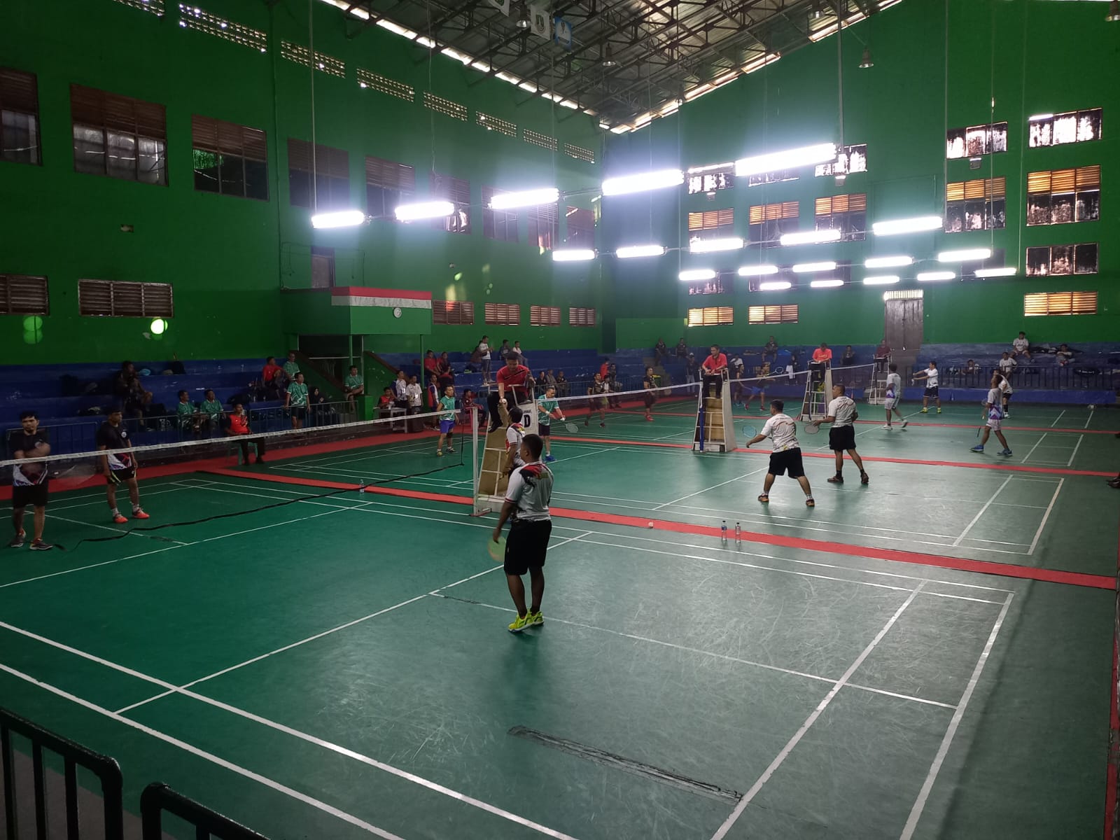 Rajut Silaturahmi, IKM Banten Gelar Turnamen Badminton