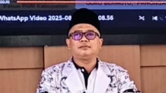 Rohman Pimpin Ketua PGRI Panongan, Terpilih Secara Aklamasi dalam Konferensi