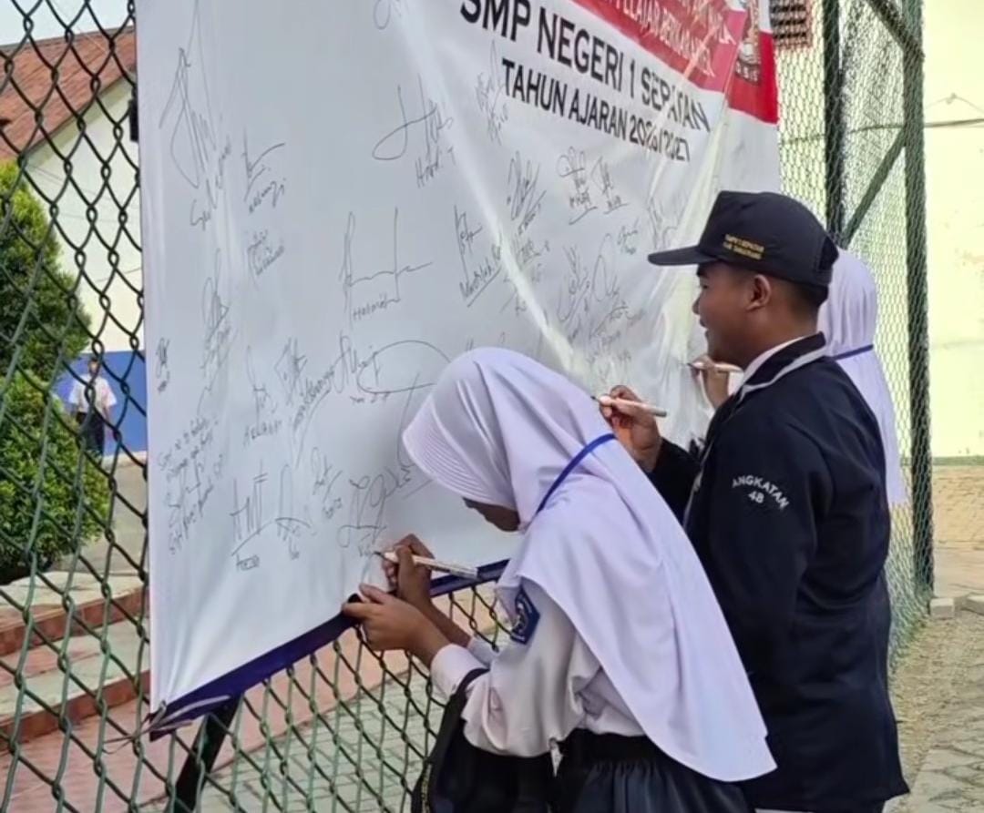 Gemparkan Sepatan: SMPN 1 Deklarasi Keras Basmi Bullying!