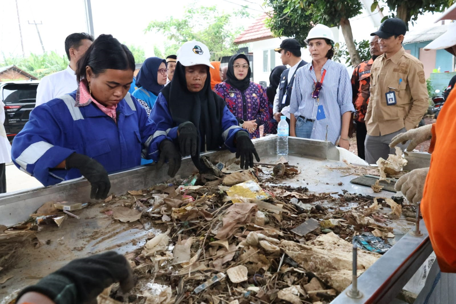 Dorong Efisiensi Pengelolaan Sampah, DLHK Kabupaten Tangerang Perkuat Peran TPS3R