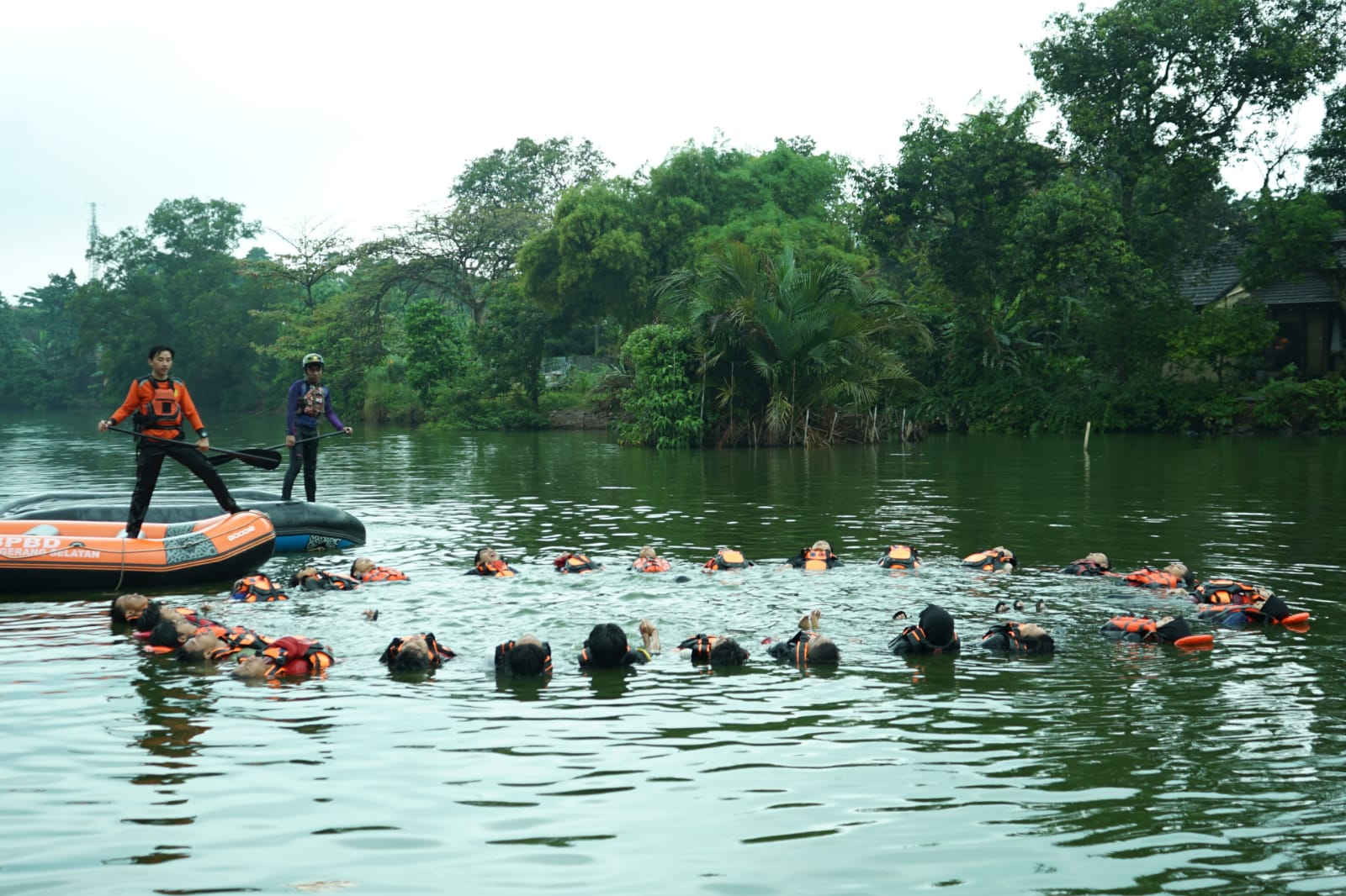 30 Pelajar di Tangerang Selatan Ikuti Pelatihan Penyelamatan Air