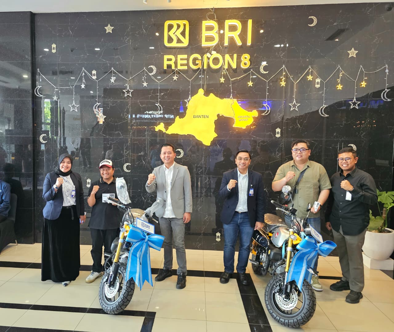 BRI Region 8 Jakarta 3 Serahkan Hadiah Program Lucky Ride 1.0, Dua Motor Honda Monkey Dibawa Pulang Nasabah Be