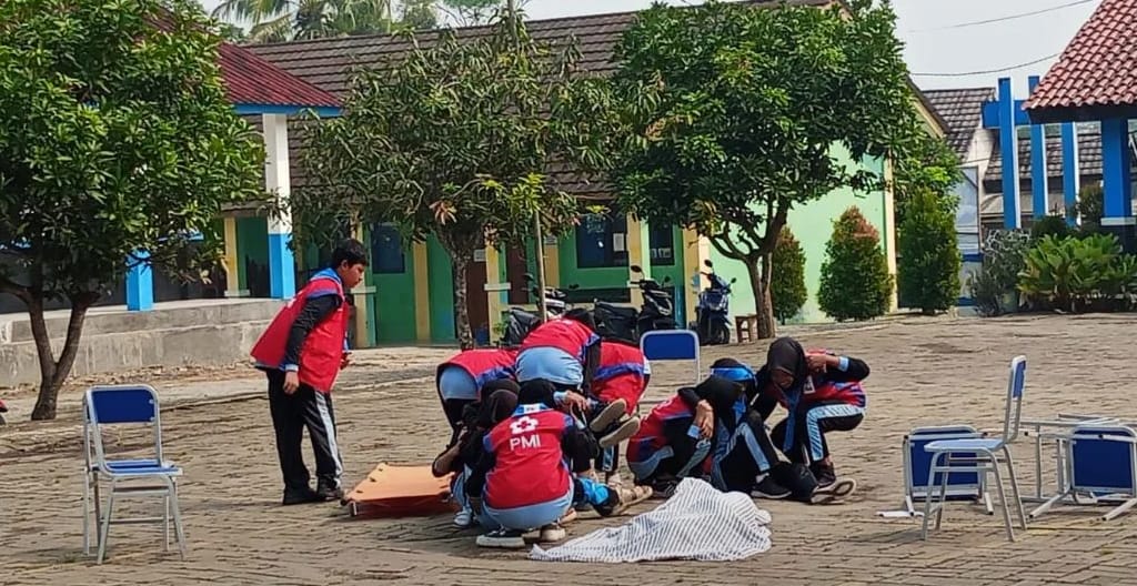 PMR SMPN 5 Solear Latihan Mitigasi Bencana