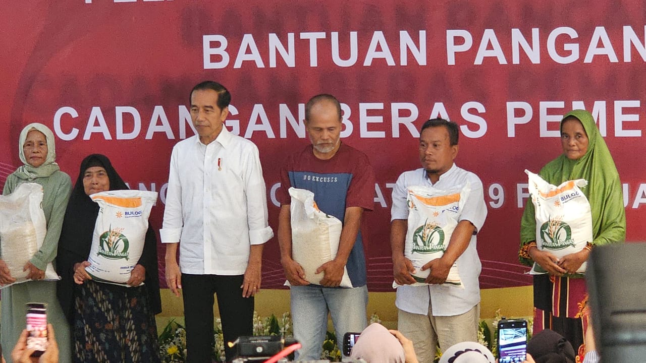 Harga Beras di Tangerang Selatan Melejit, Pedagang Makanan Menjerit