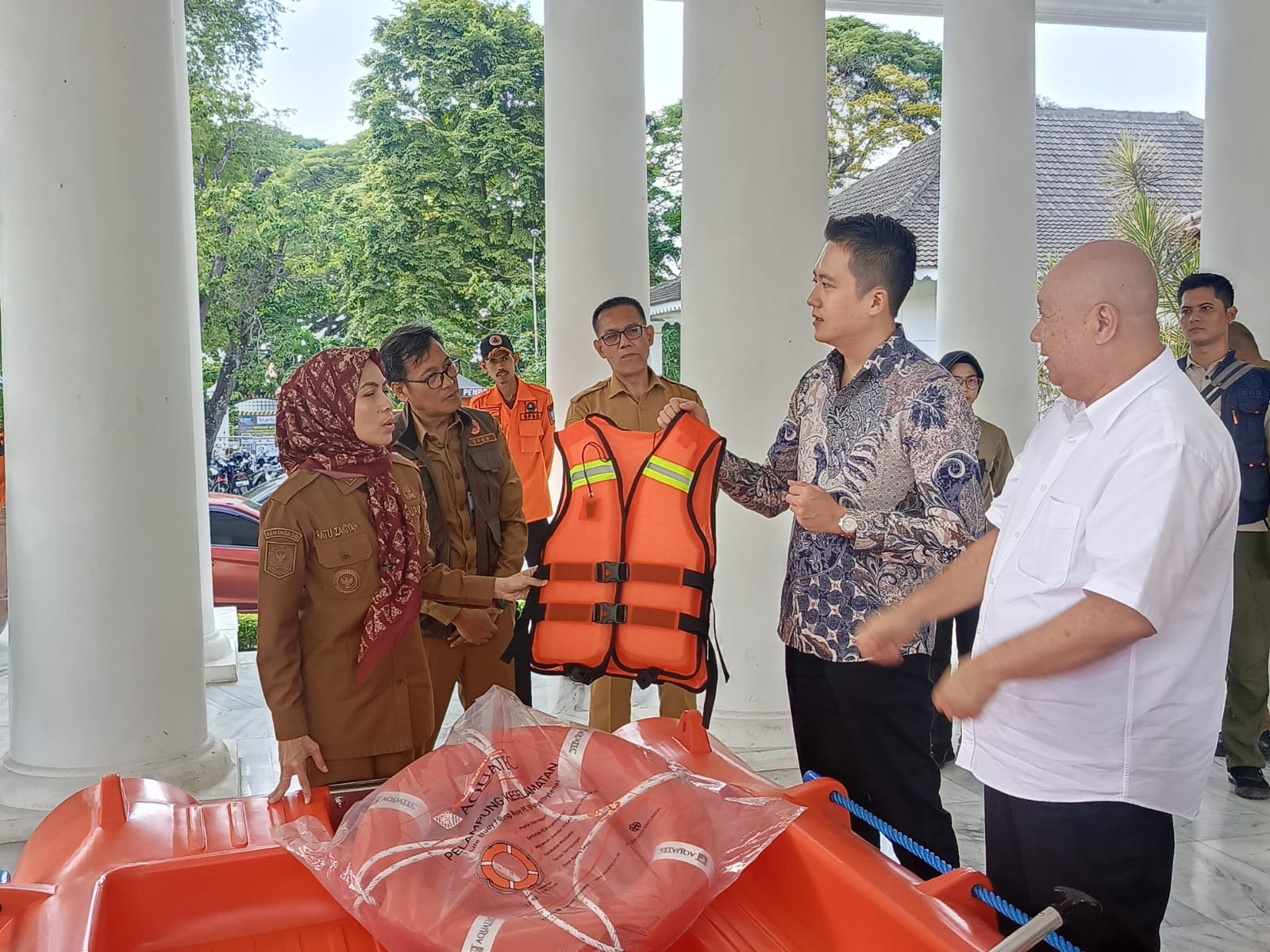 Pemkab Dapat Bantuan Rescue Boat