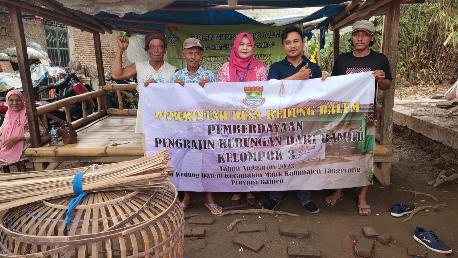 Pemdes Kedung Dalem Ingin Perajin Kurungan Ayam di Desanya Maju