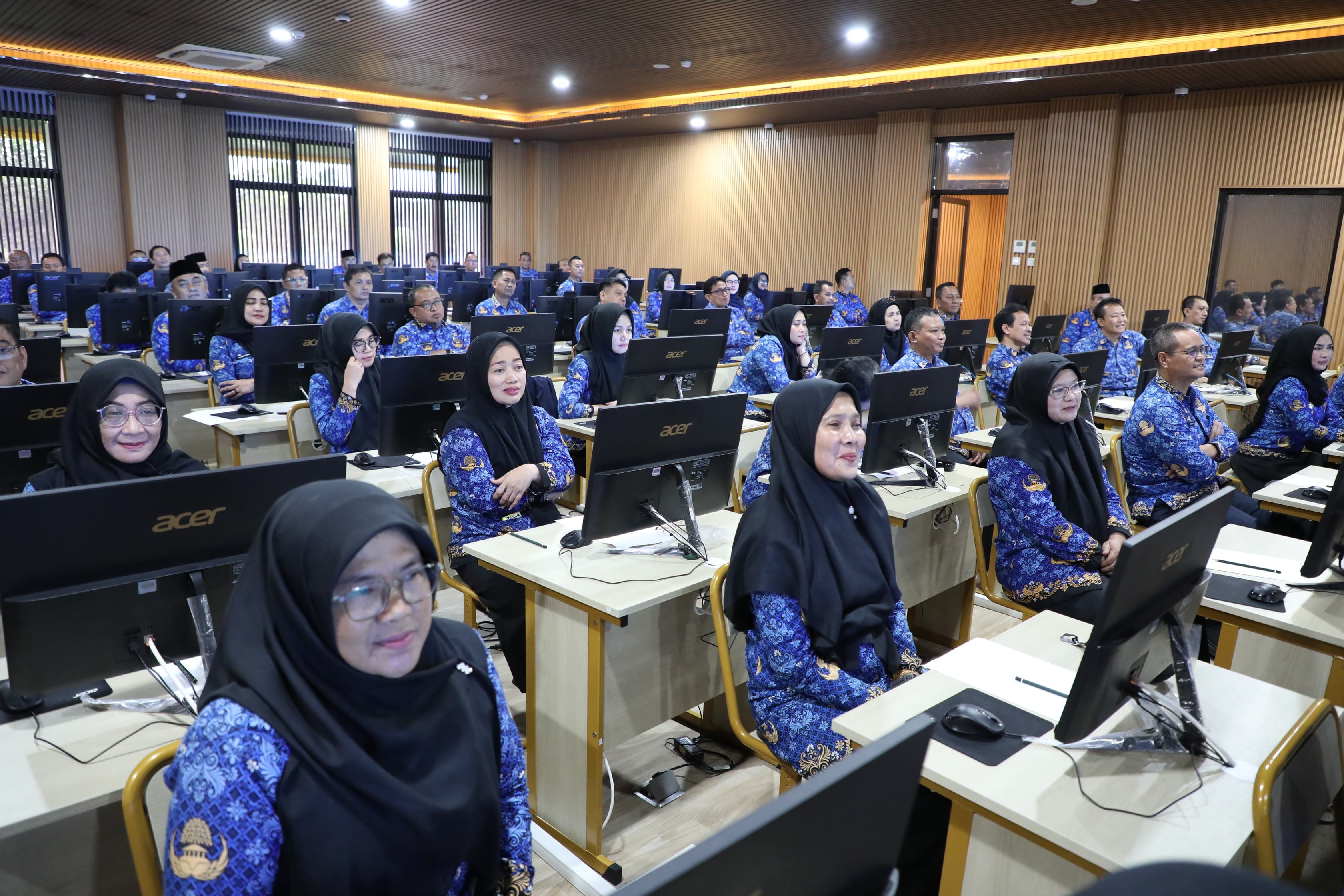 Seribuan ASN Pemkot Tes Kompetensi