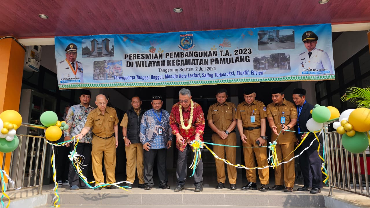 Benyamin Resmikan Hasil Pembangunan di Pamulang