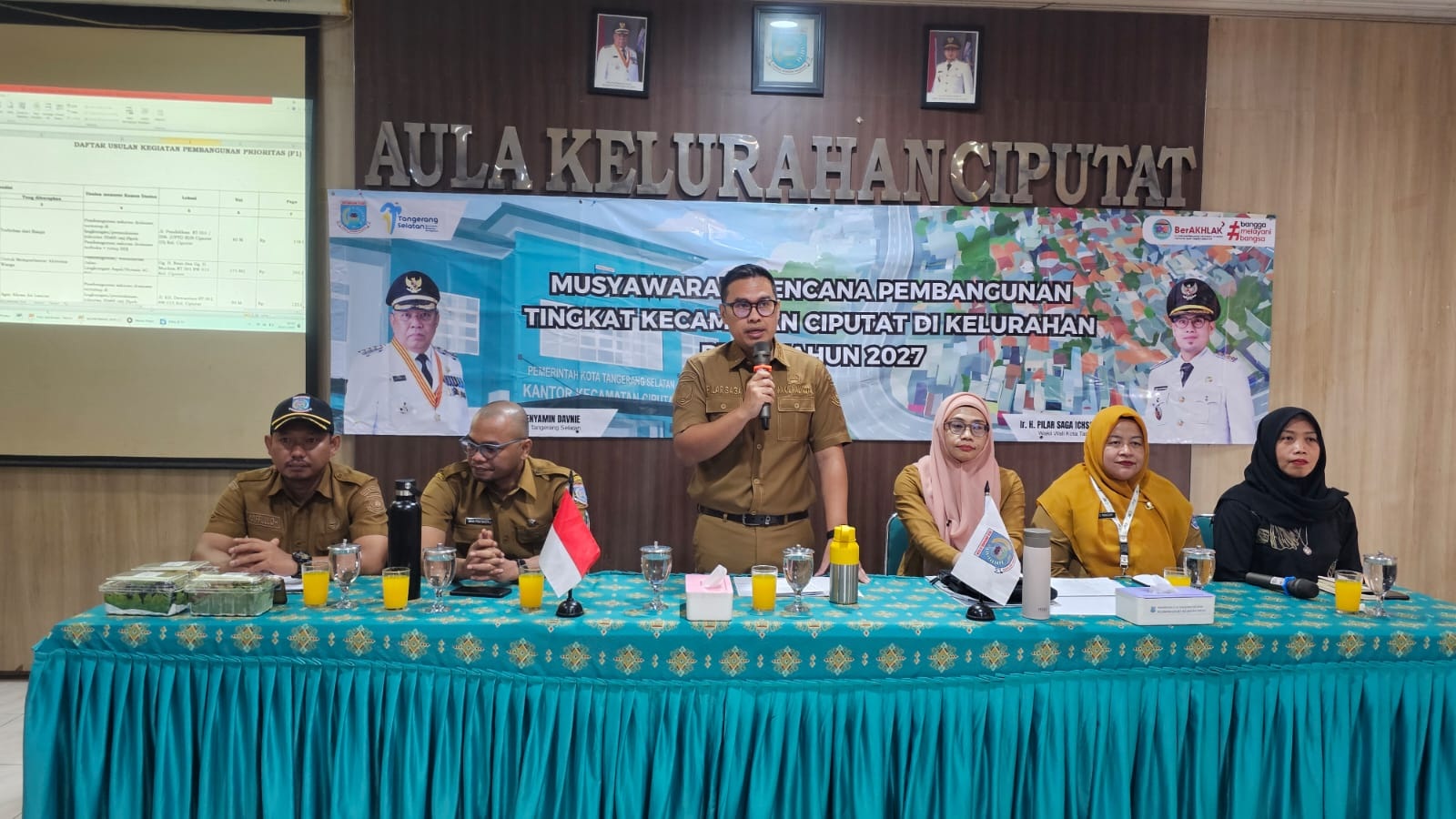 Lurah Ciputat Minta RW Bentuk Bank Sampah