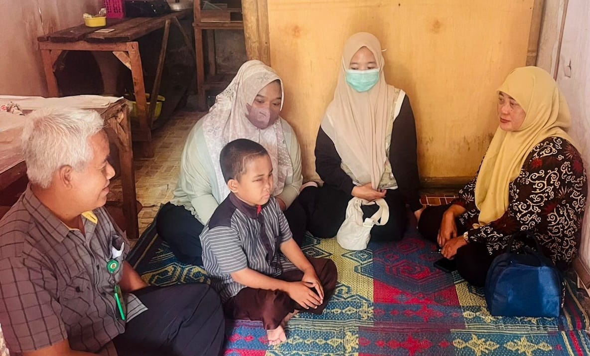 Puskesmas Kemiri Kunjungi Pasien Tumor Mata