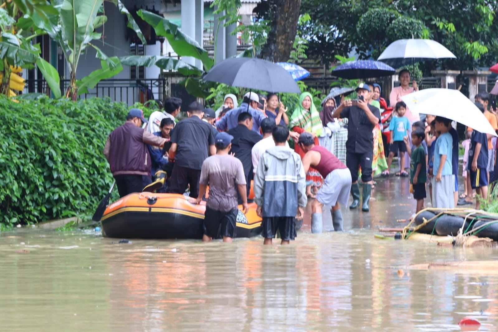 Pasca-Banjir, Pemkot Tangerang Lakukan Pemulihan