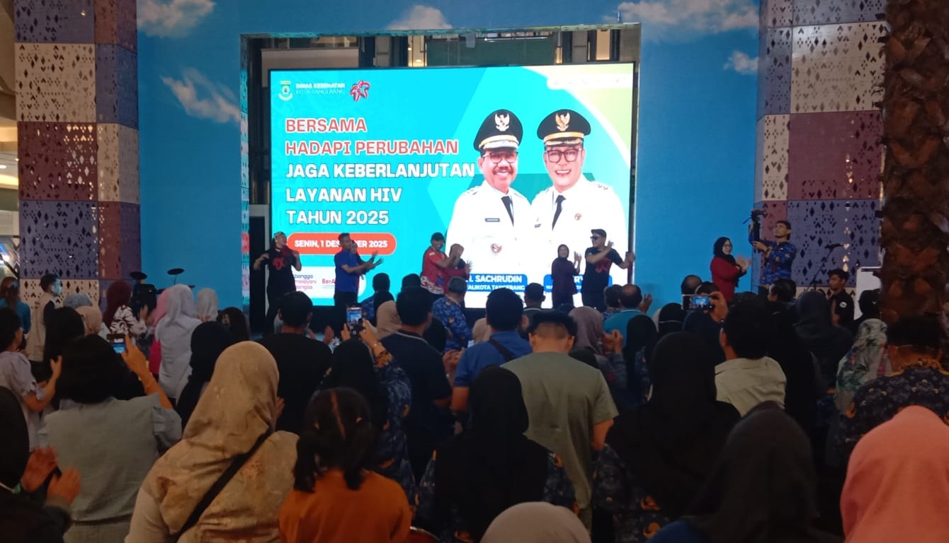 Kelompok Gay Nyumbang Terbesar Penyebaran HIV/AIDS