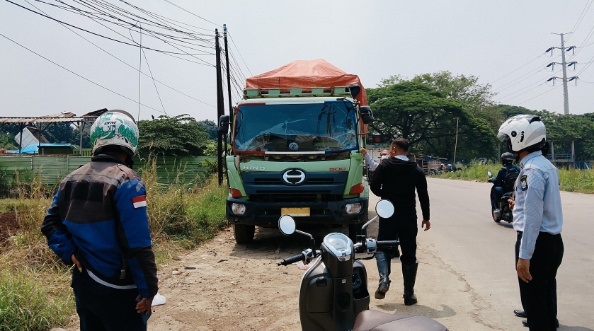 Tak Gubris Imbauan, Truk Ditertibkan