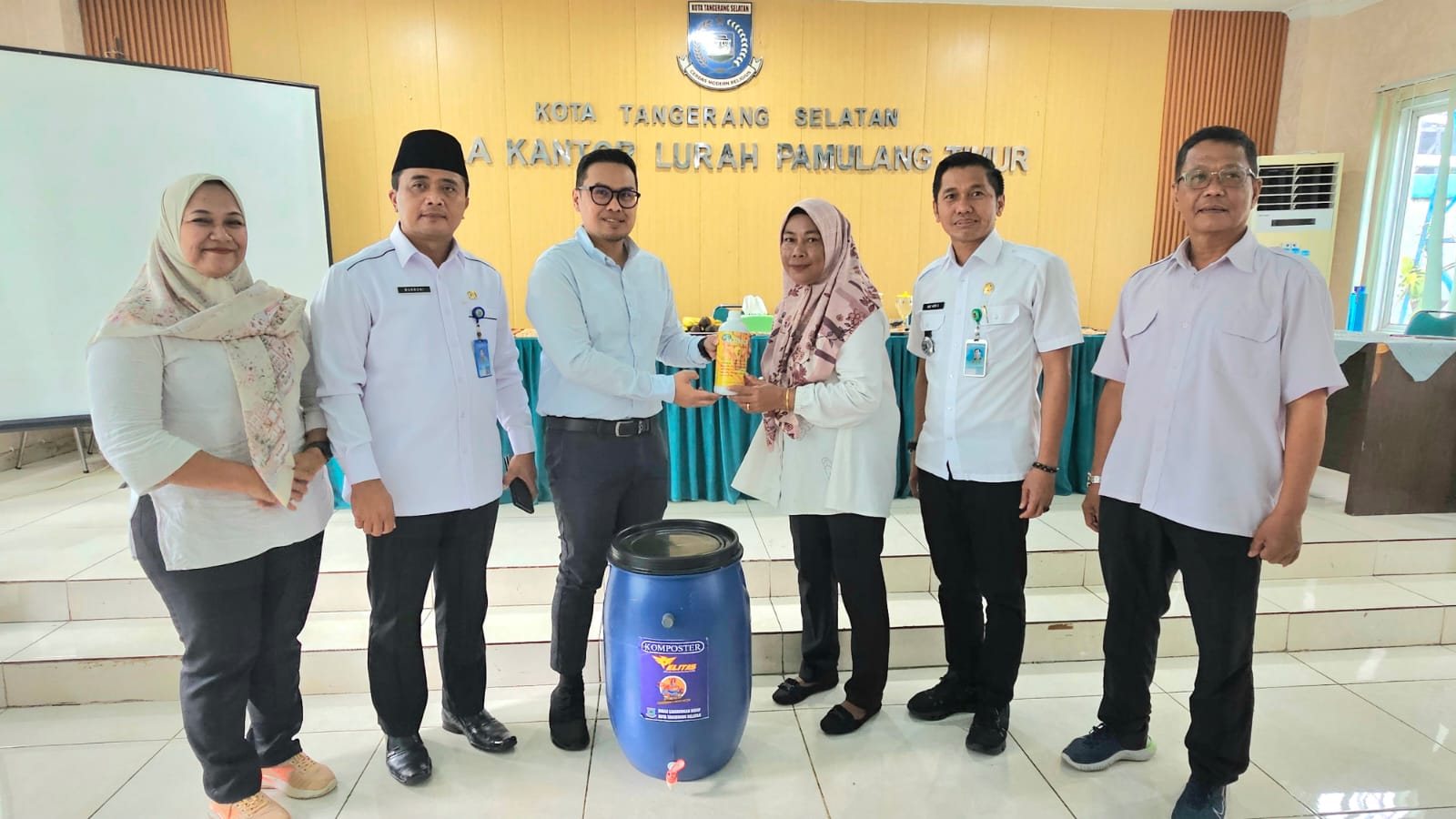 Pengurus Bank Sampah Pamulang Timur Dilatih Budi Daya Maggot