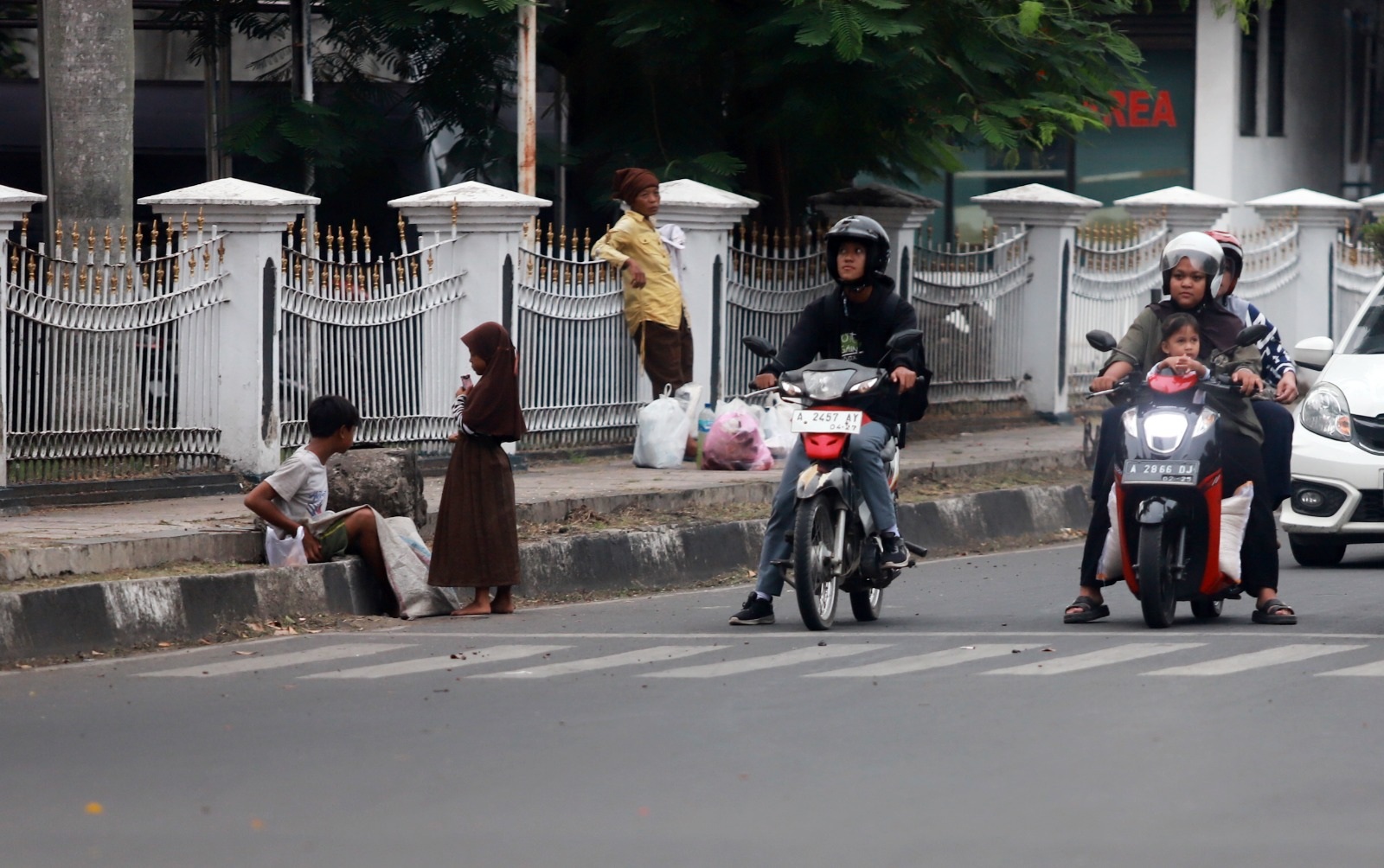 Serang Tumbuh, Tekanan Tumbuh, Masalah Ikut Tumbuh