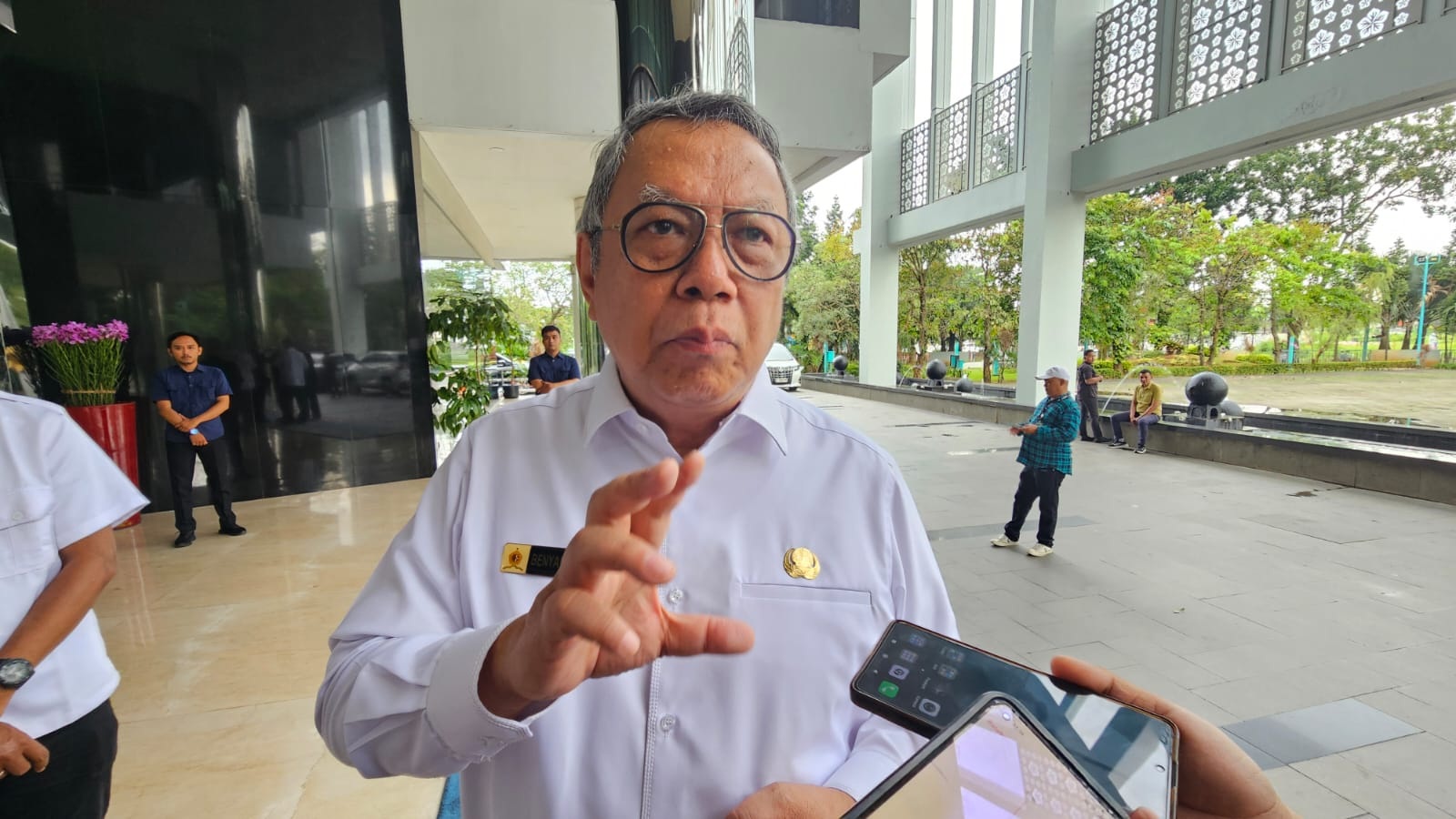 Tangsel Cari Payung Hukum Bagi 1.800 Non ASN