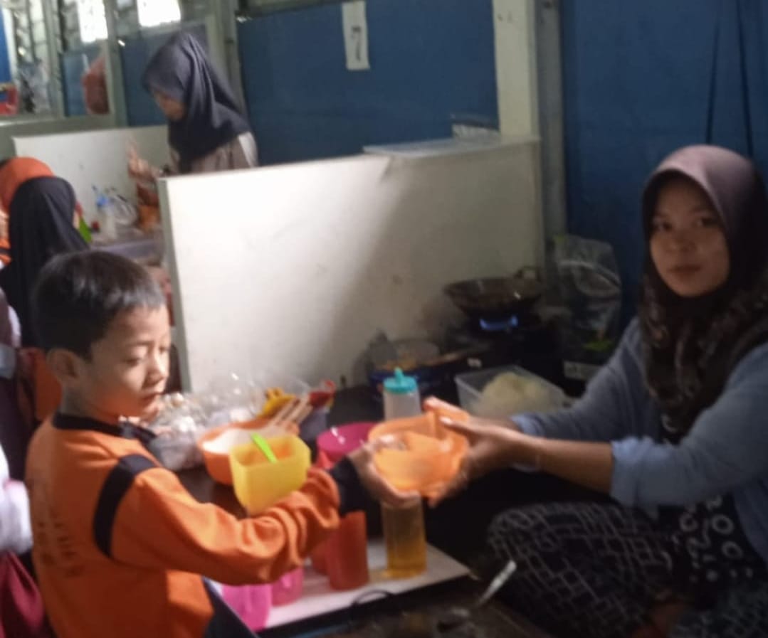 Bawa Tempat Makan untuk Kurangi Sampah, Upaya SDN Muncul 2 Kurangi Sampah Plastik di Sekolah