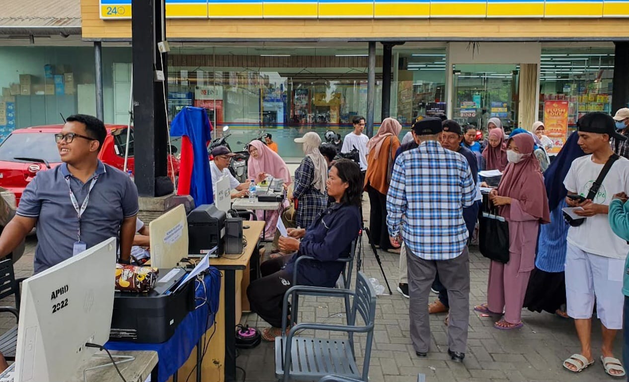 Pemdes Wanakerta Permudah Pelayanan Adminduk