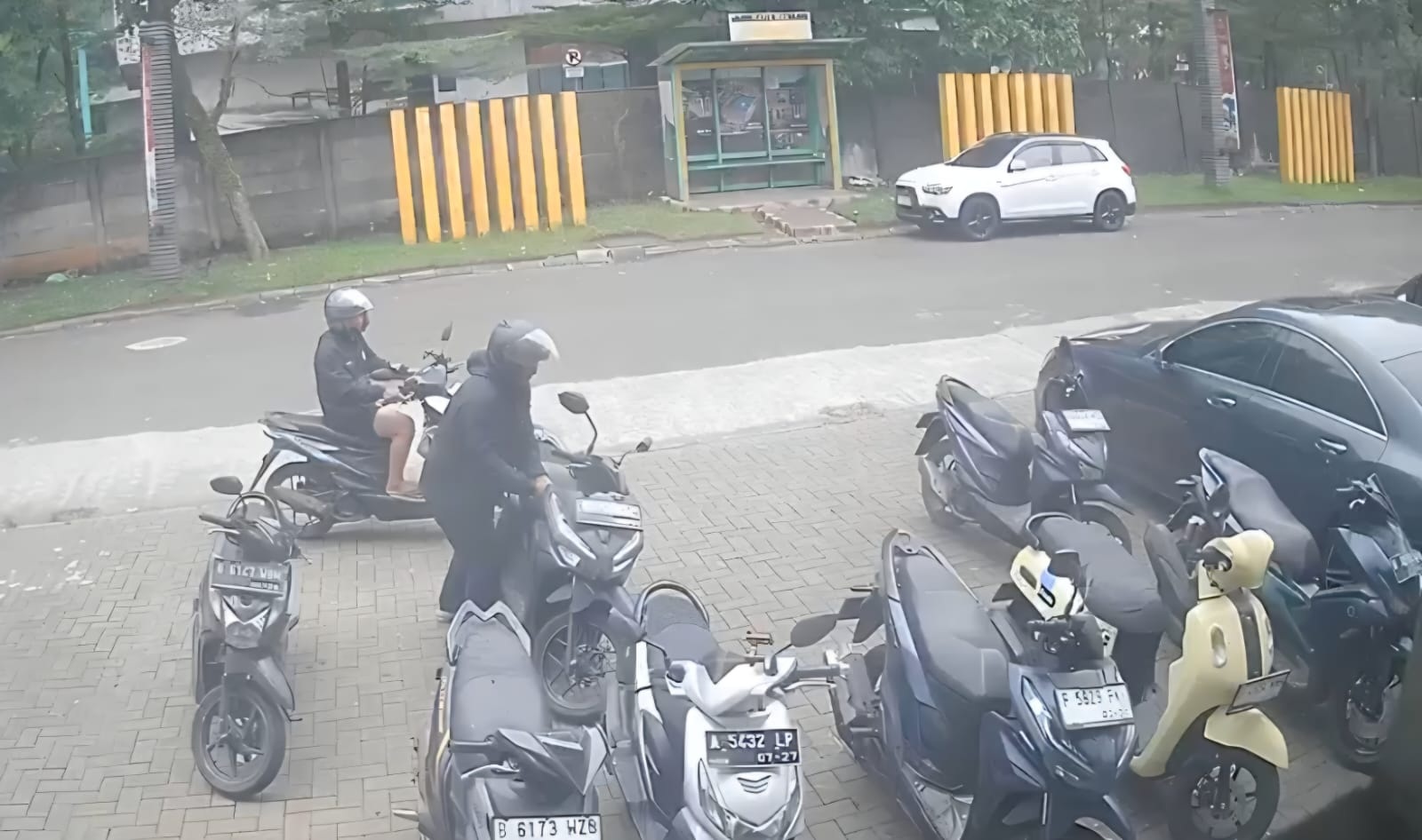 Maling Motor di Ruko Cendana Residence Viral di Medsos
