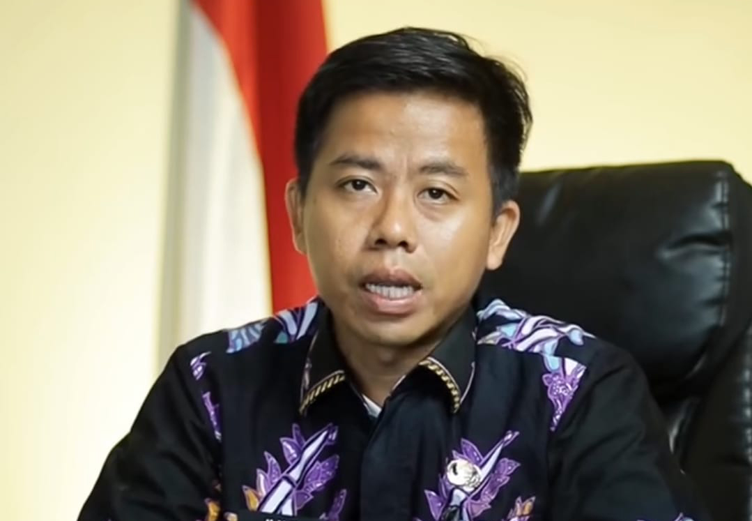 Pemdes Ciakar Imbau Warga Tidak Membakar Sampah