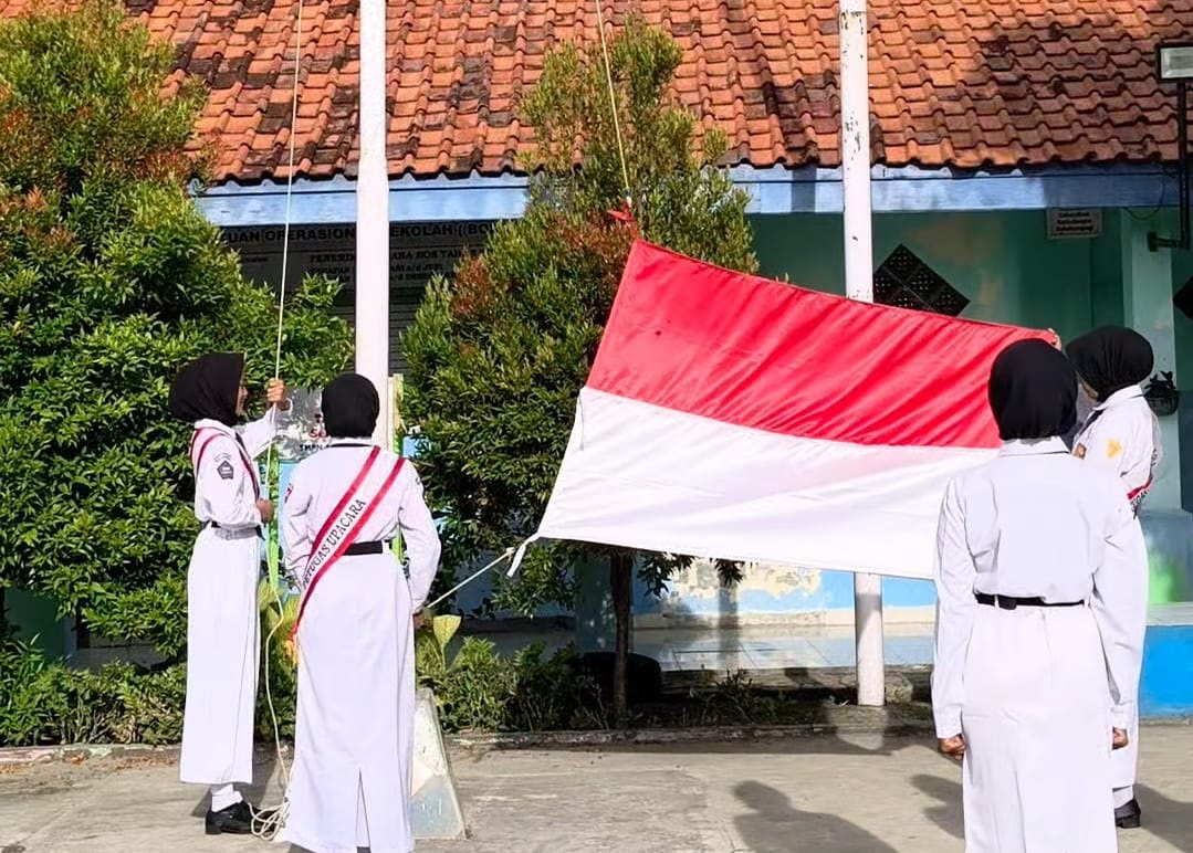 SMPN 1 Sukadiri: Anggota Paskibra Diseleksi Ketat 