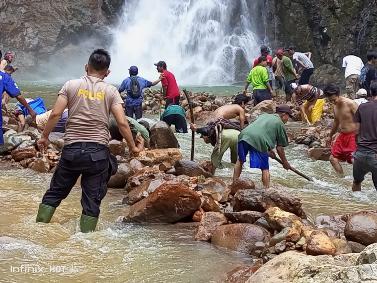 Korban Tenggelam di Curug Kadupunah Cibeber Ditemukan Tewas