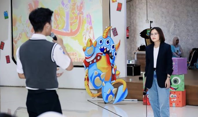 Prilly Latuconsina Motivasi Pelajar SMA Tangerang
