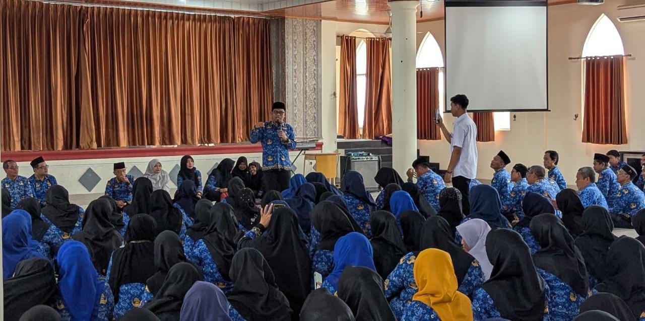 Guru PPPK Terima Insentif Rp1 Juta