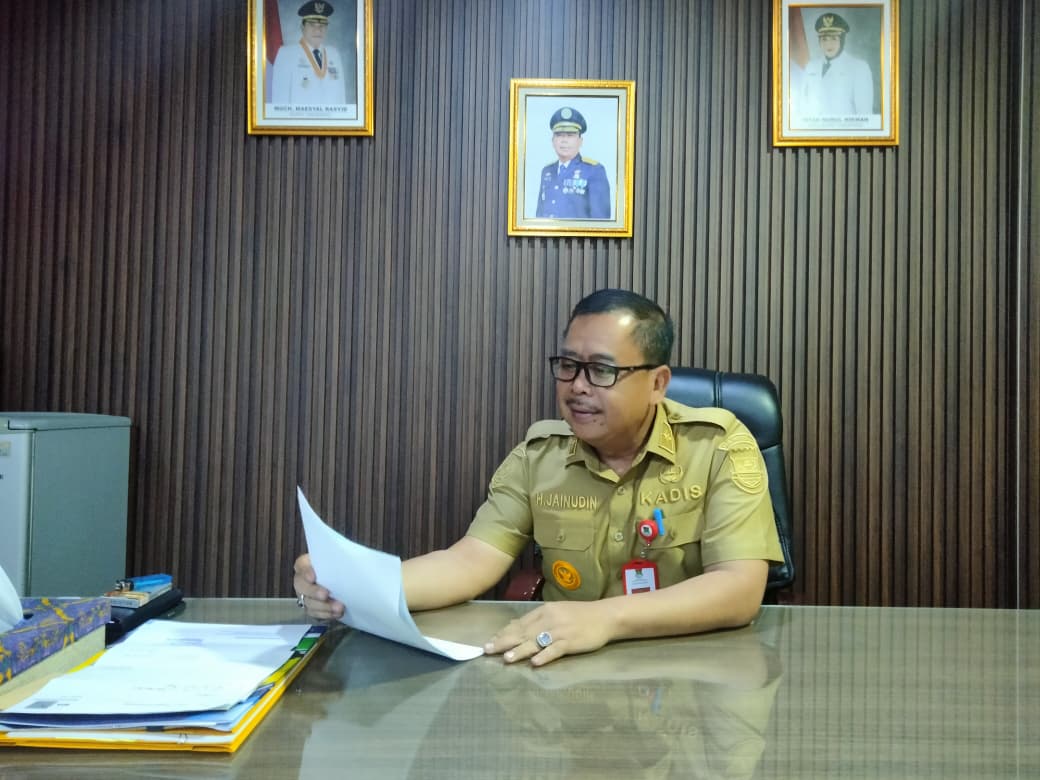 Warga Soelar Tangerang Tolak Truk Tanah Lewat, Pertebal Pengamanan di Pos Perbatasan