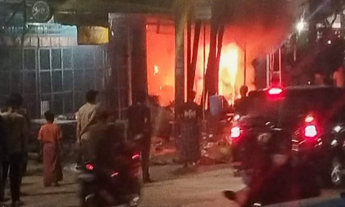 Akibat Iseng, Warung Madura Berujung Ludes Terbakar 1 Orang Luka